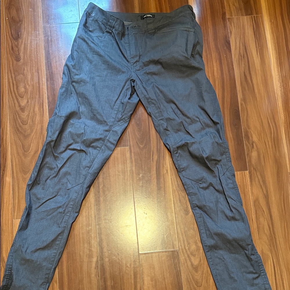 Arc'teryx Men's A2B Commuter Pants